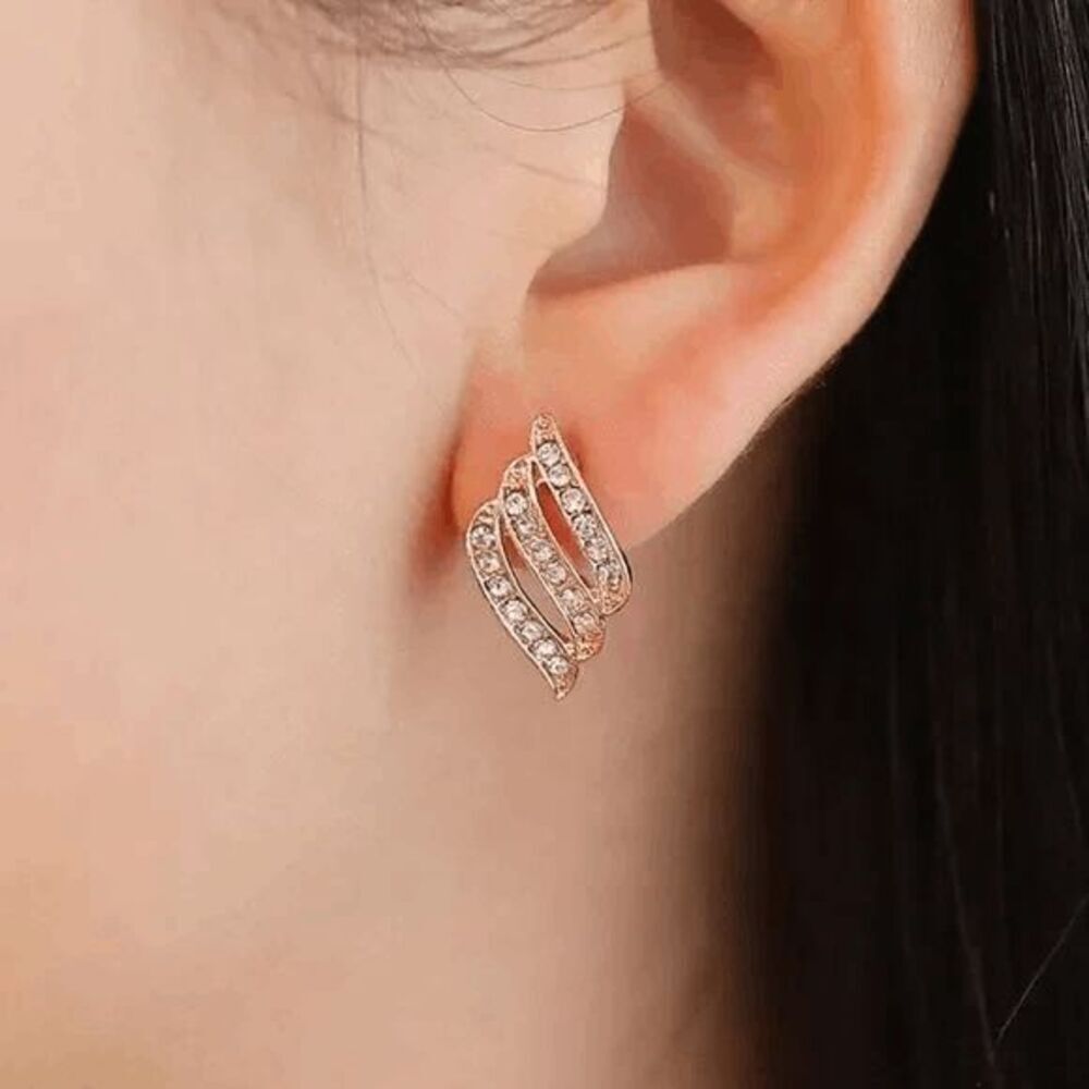 Female Retro Earrings - Picture 3 of 5